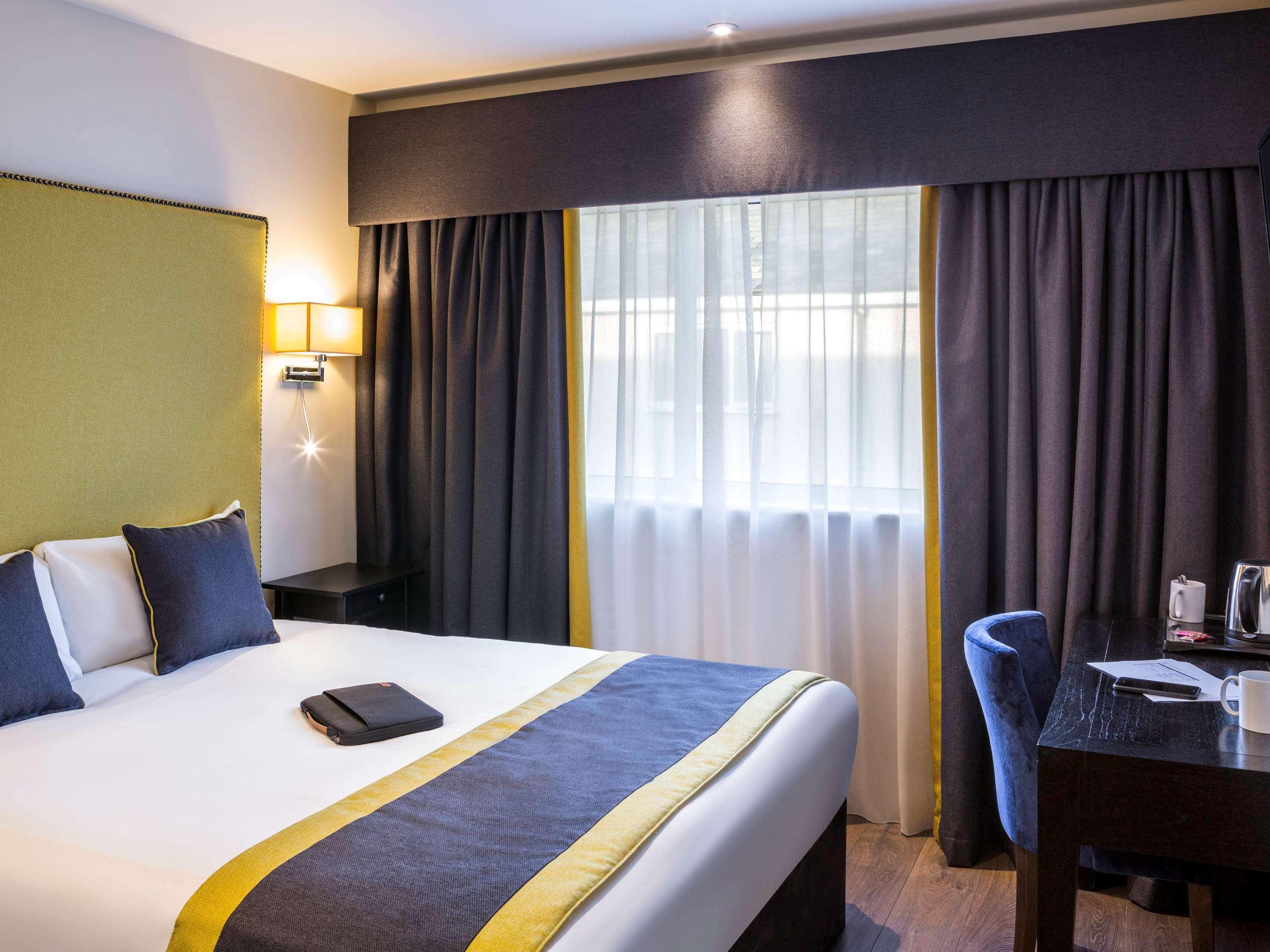 Mercure Newbury West Grange Hotel Татчъм Екстериор снимка