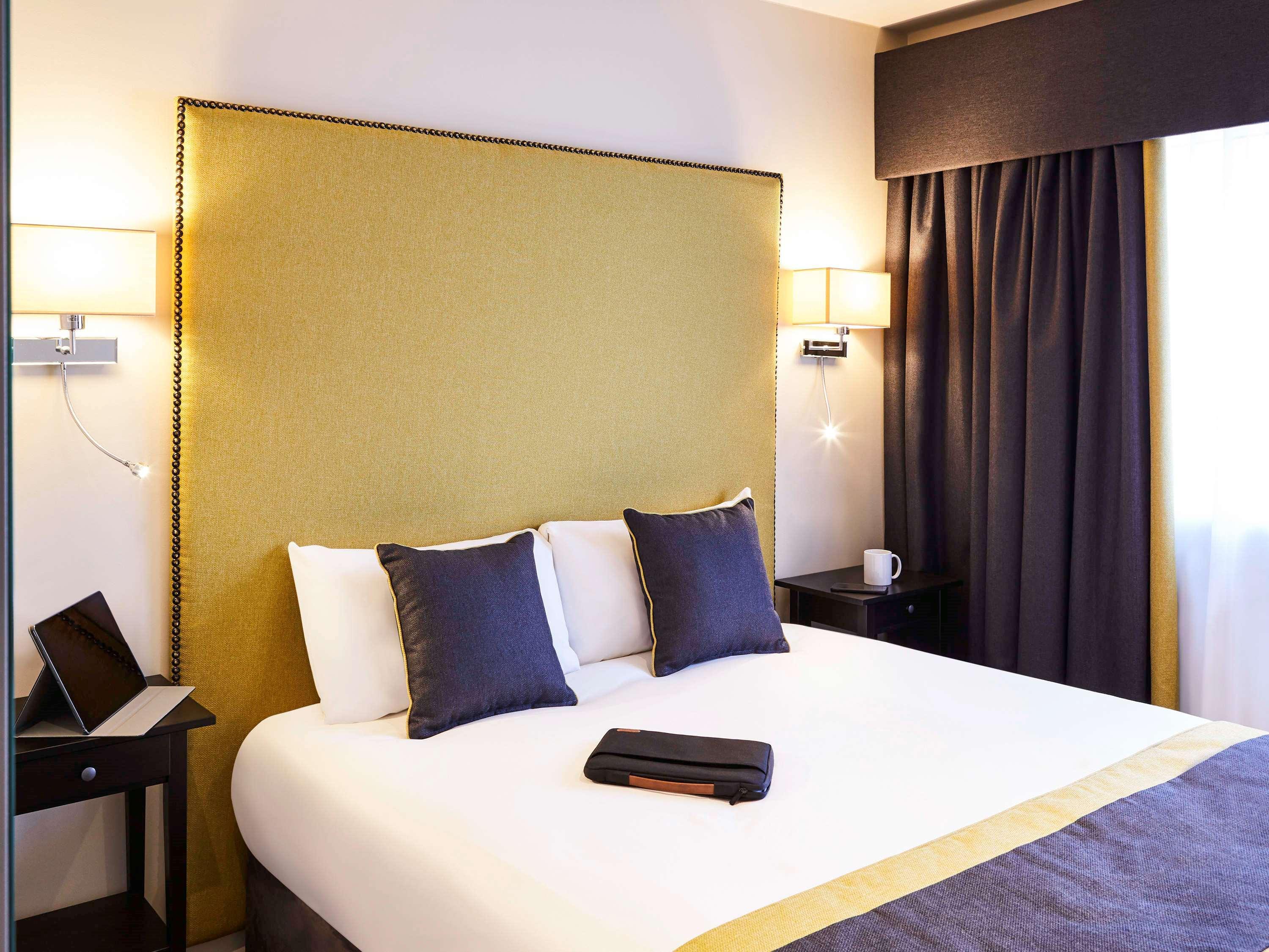 Mercure Newbury West Grange Hotel Татчъм Екстериор снимка
