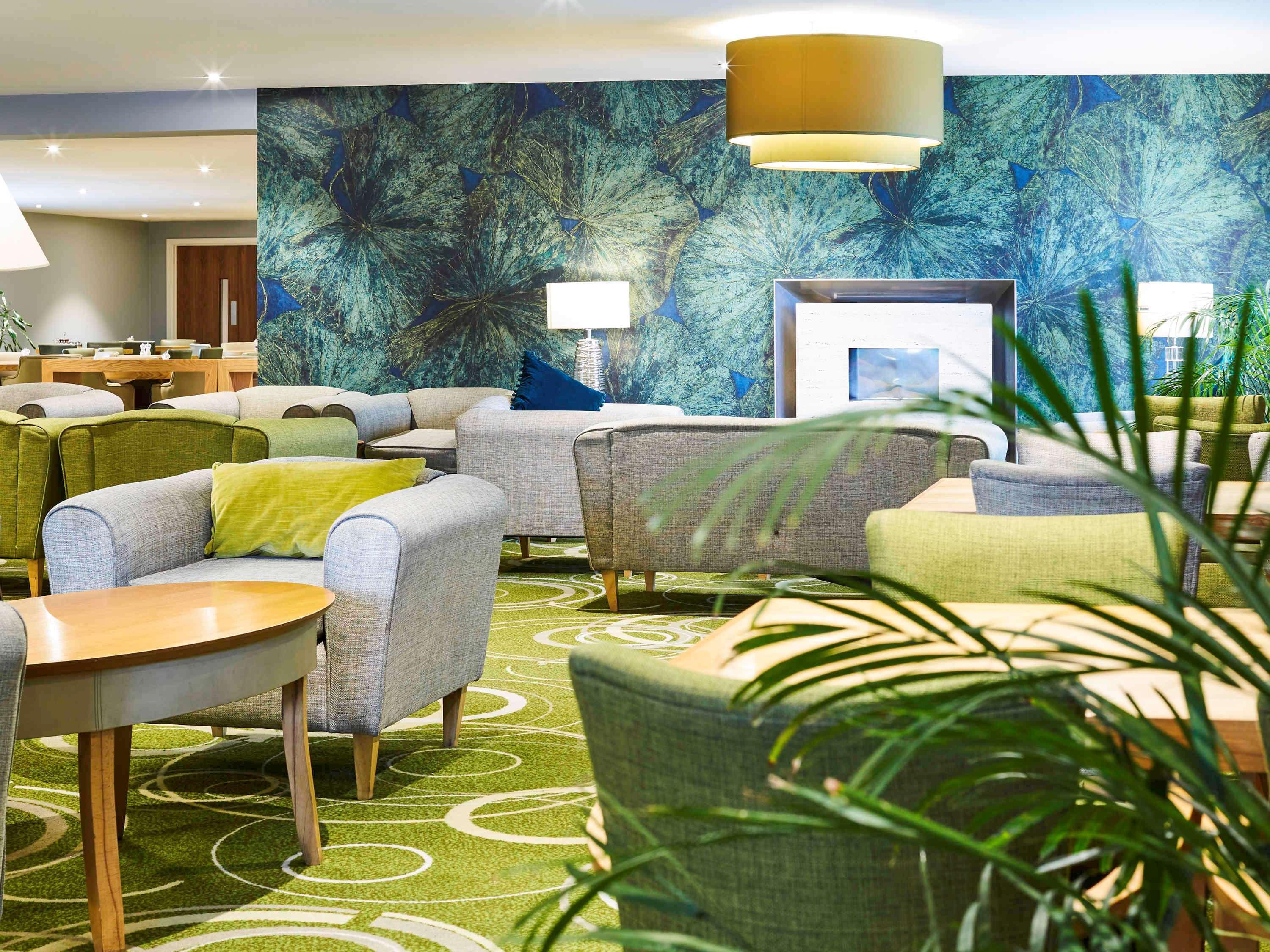 Mercure Newbury West Grange Hotel Татчъм Екстериор снимка