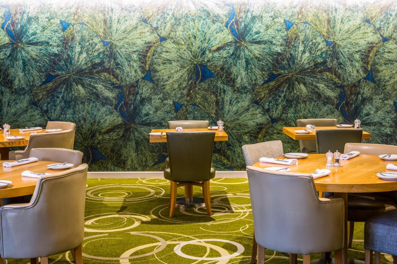 Mercure Newbury West Grange Hotel Татчъм Екстериор снимка