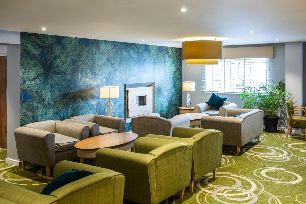 Mercure Newbury West Grange Hotel Татчъм Екстериор снимка