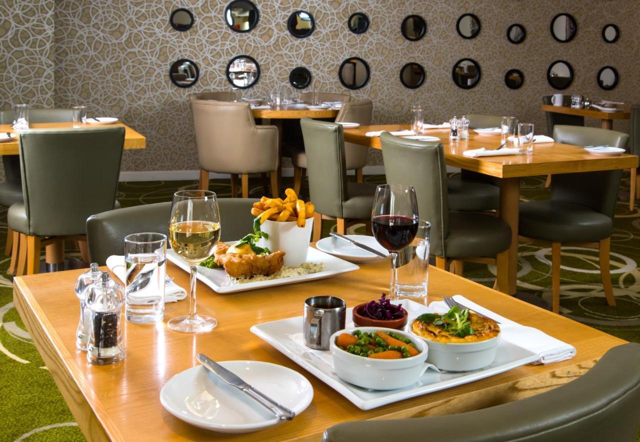 Mercure Newbury West Grange Hotel Татчъм Екстериор снимка