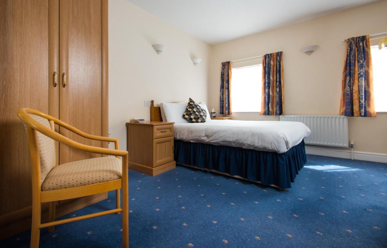 Mercure Newbury West Grange Hotel Татчъм Екстериор снимка